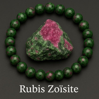 Bracelet en rubis Zoïsite perles vert vif et rouges, avec une pierre brute rubis zoisite au milieu-Bijoux en Pierre Naturelle